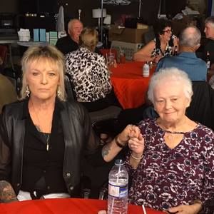 Meet your Posher, Kelly